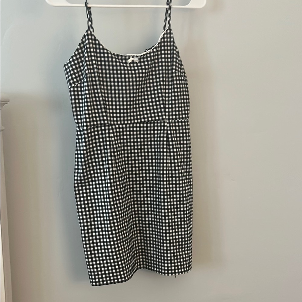 Black and White Sleeveless Mini Sundress